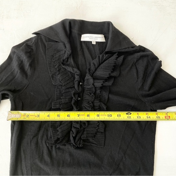 Vintage Carolina Herrera Ruffle Chest Sweater Size S - Picture 8 of 9